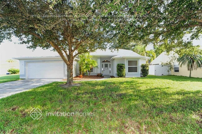 Building Photo - 4526 Windsor Ct E