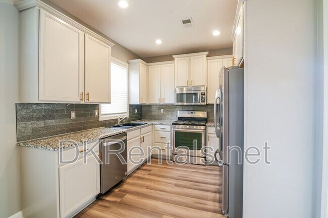 Building Photo - 149 Silver Mine Trail SE