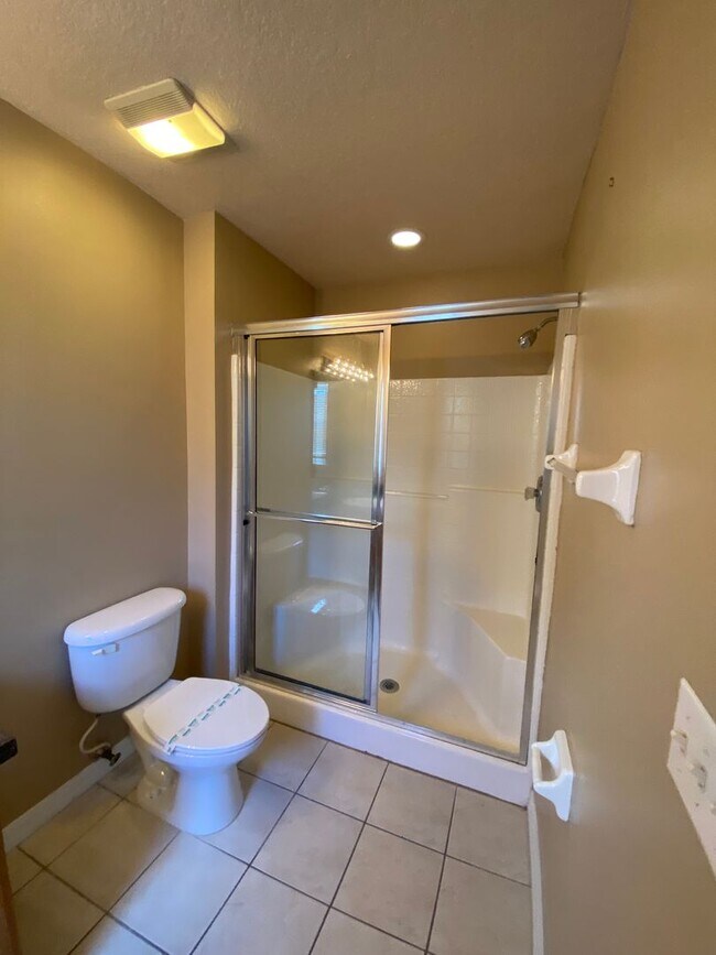 Building Photo - Pool Home for Rent