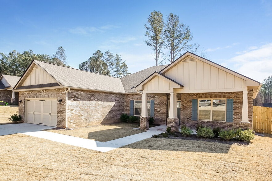 Building Photo - 250 Saddlechase Dr