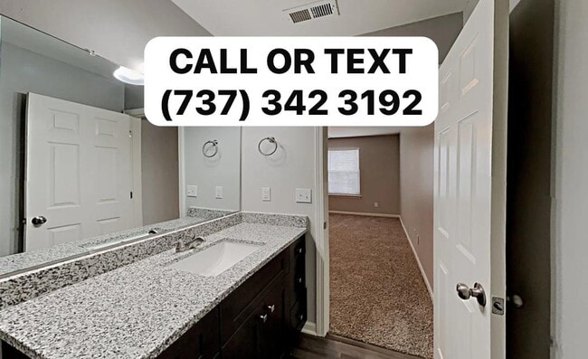 Building Photo - 3136 Teton Dr