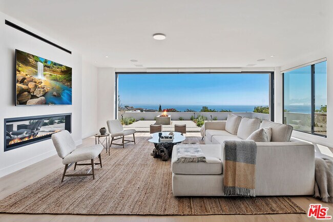 Building Photo - 3616 Shoreheights Dr