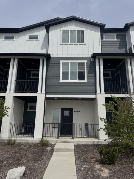 Building Photo - 4690 W Talavera Wy