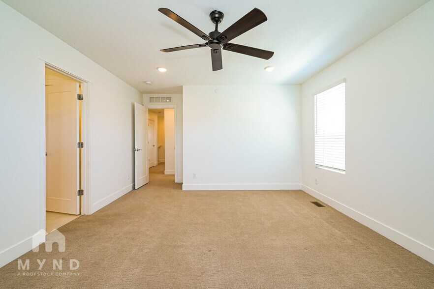 Building Photo - 2677 W 69th Dr