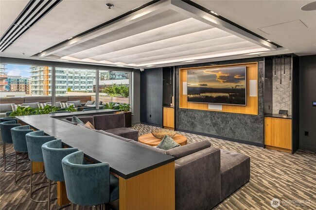 Building Photo - Downtown Luxury 1BR Condo with Sweeping Vi...