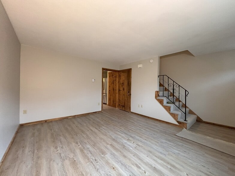 Living Room - 2 Linda Ln