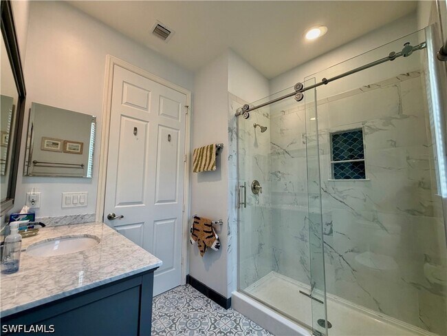 Building Photo - 14508 Sterling Oaks Dr