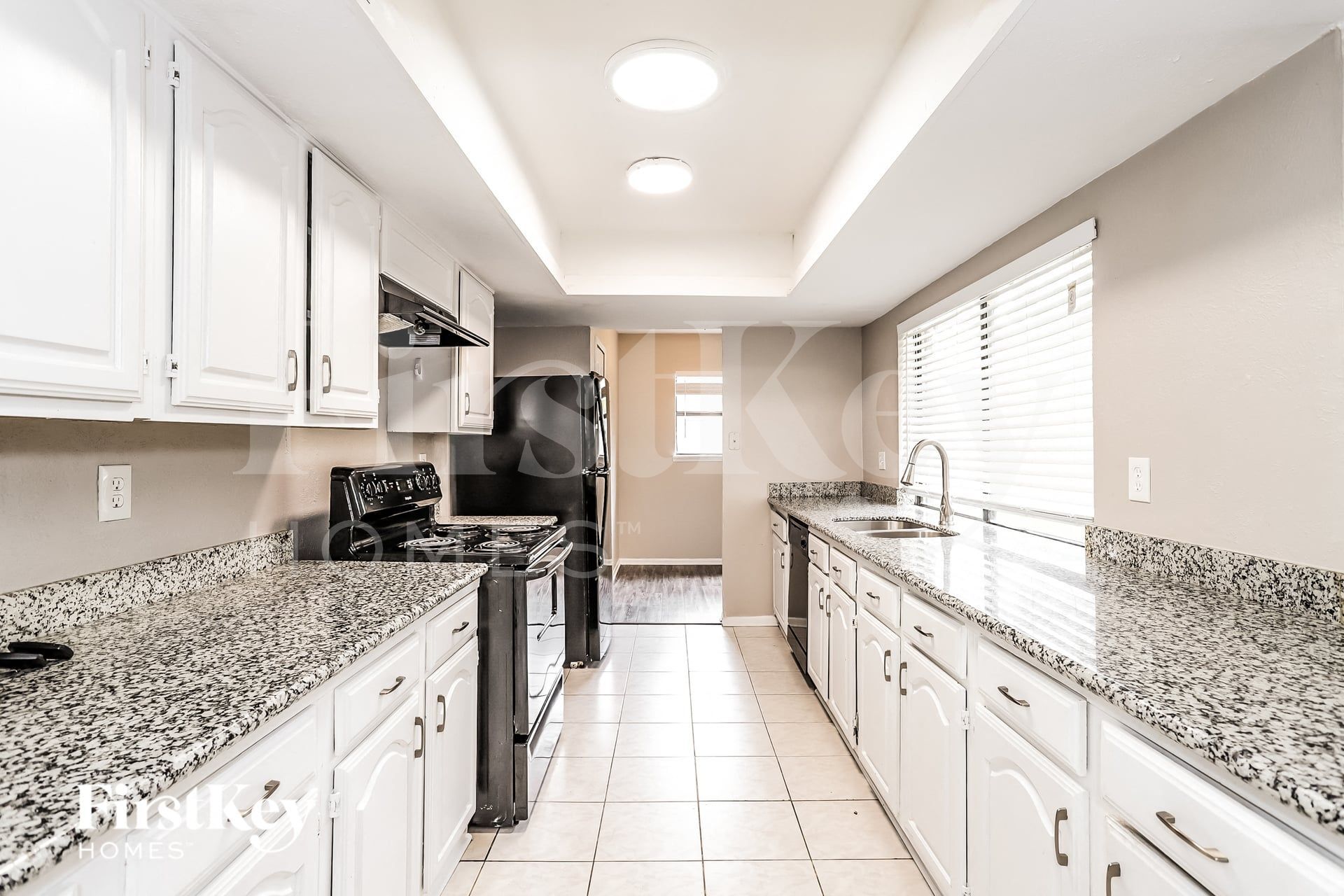 Building Photo - 16939 Macleish Dr