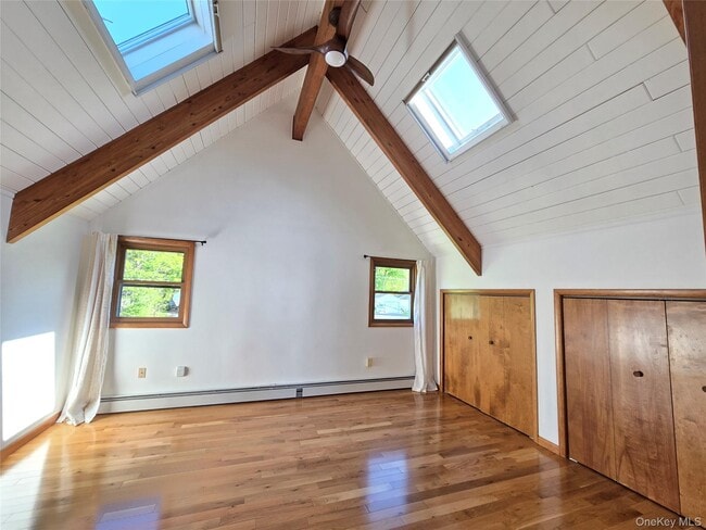 Building Photo - 36 Ten Broeck Ln