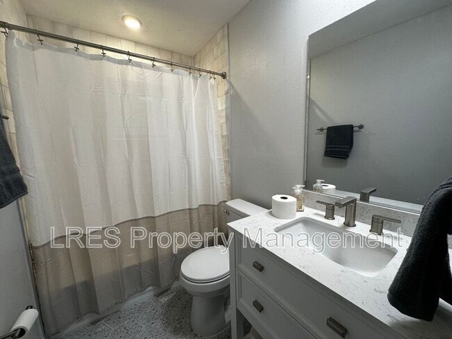 Building Photo - 10647 Deergrass Ln