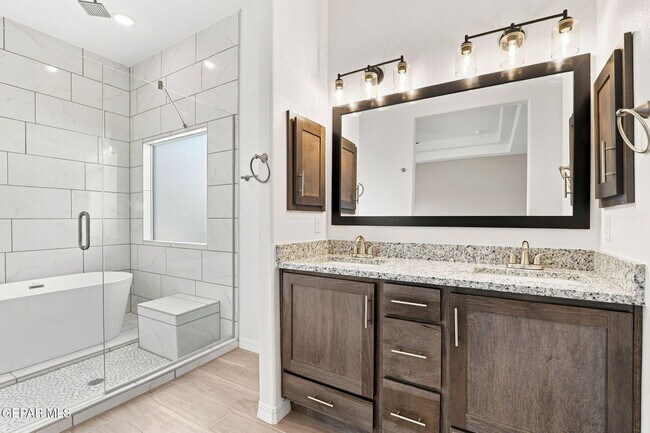 Building Photo - 15321 Promise Ct