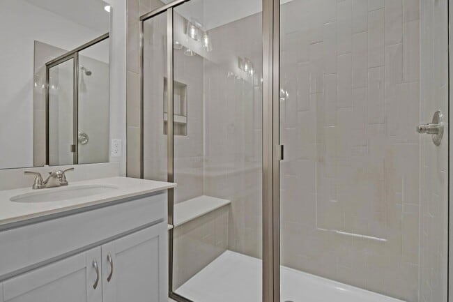 Building Photo - 266 Symphony Ave