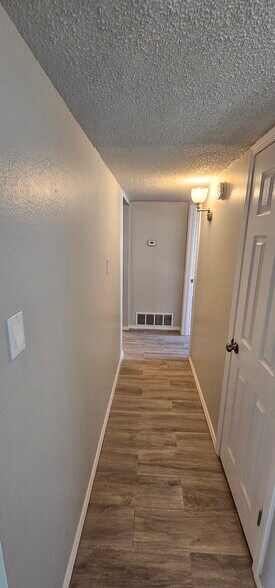 Building Photo - 1508 Opossum Cir