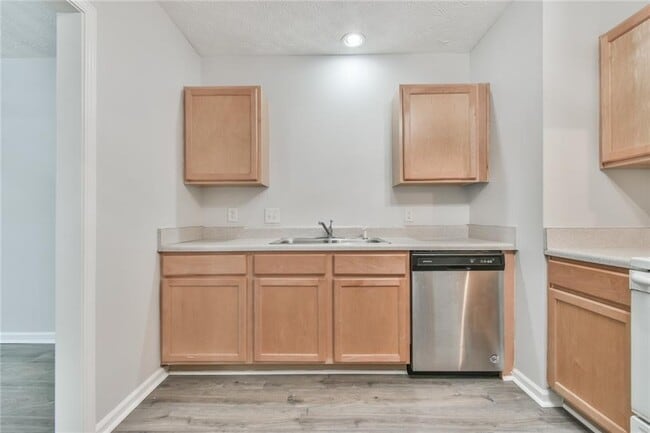 Building Photo - 6138 Brookechase Ln