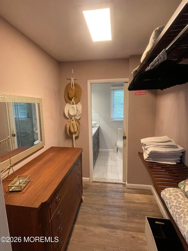 Building Photo - 265 E Virginia Ave