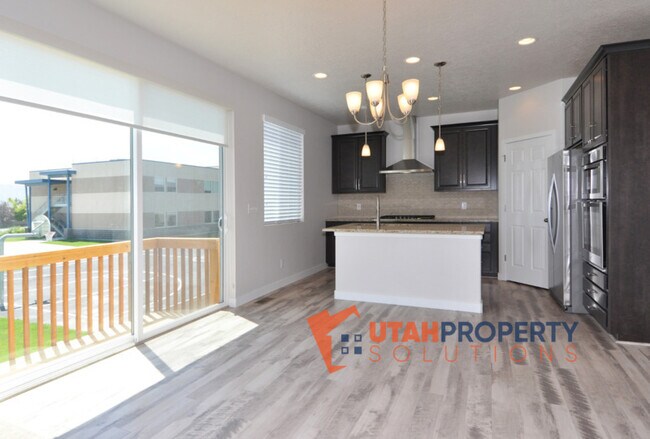 Building Photo - 11533 S Rk Cv
