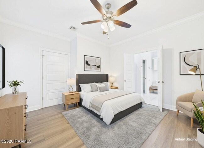 Building Photo - 212 Twin Meadow Ln