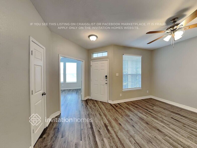 Building Photo - 1060 Pullman Dr