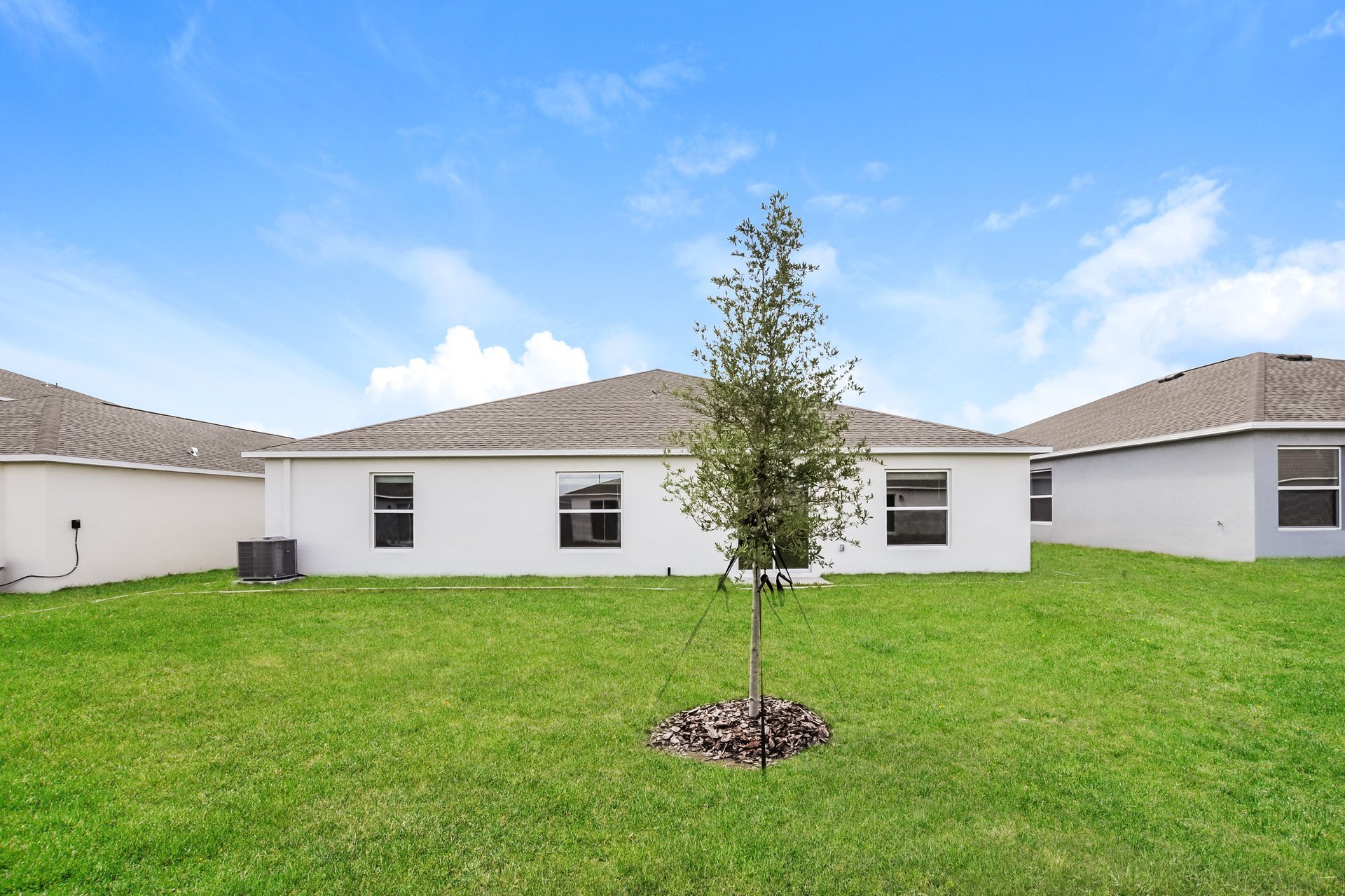 Building Photo - 2025 Marksman Rd