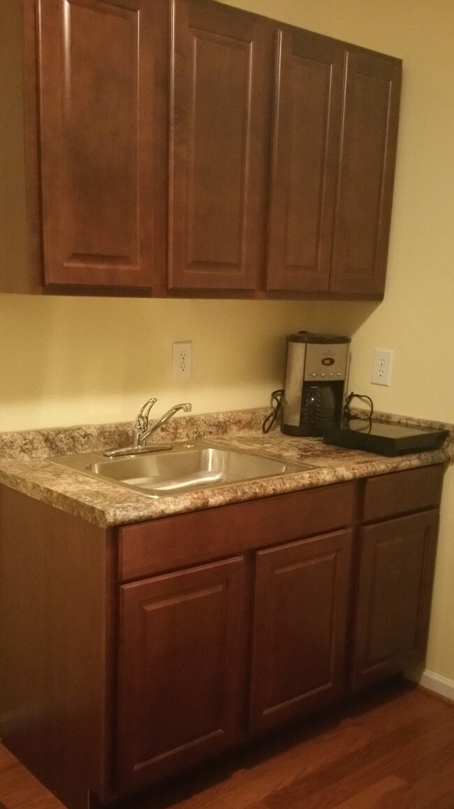 Building Photo - 130 Brittingham Loop