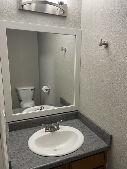 Half bath - 1382 N Dawn Dr