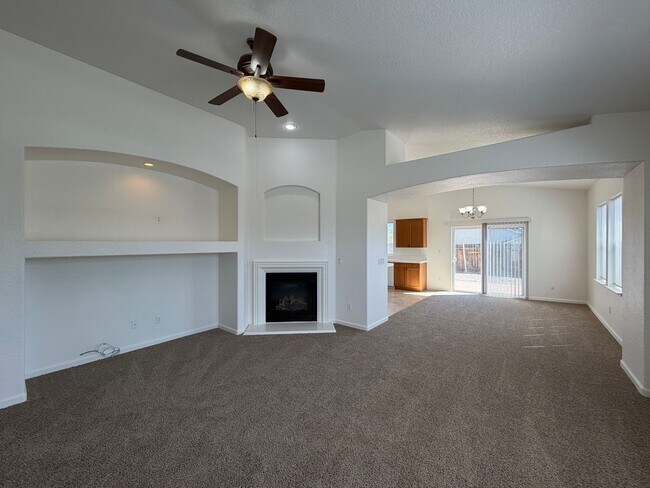 Building Photo - 1719 Short Oak Ct