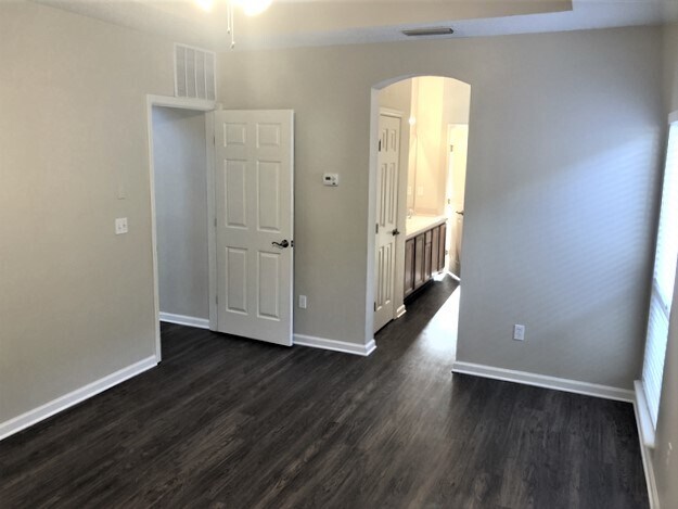 Building Photo - 3962 Pebble Brooke Circle