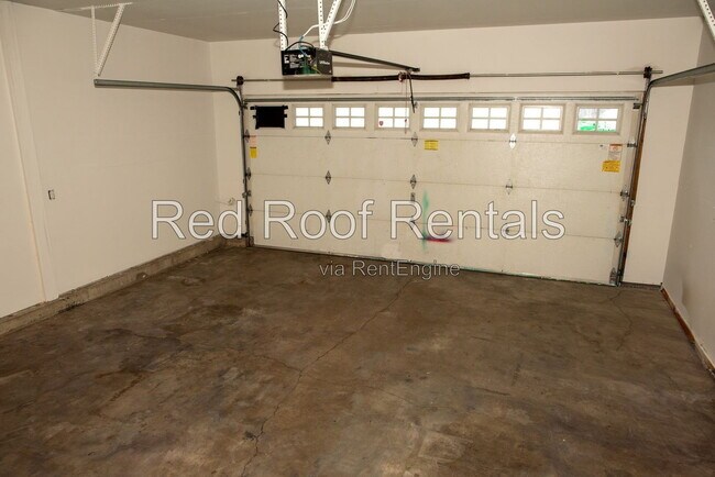 Building Photo - 242 174th St S