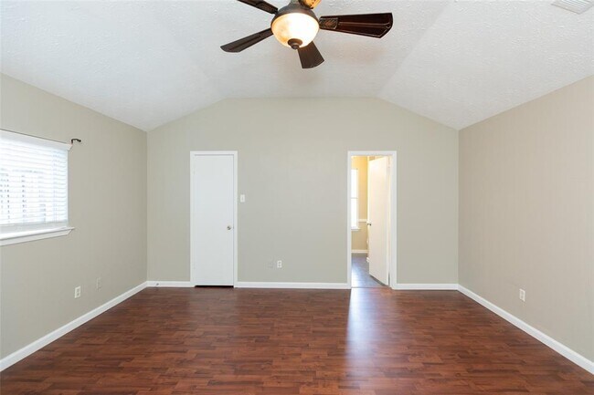 Building Photo - 2823 Allyson Ln
