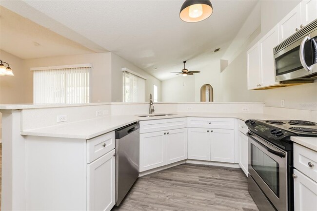 Building Photo - 210 Dalton Dr