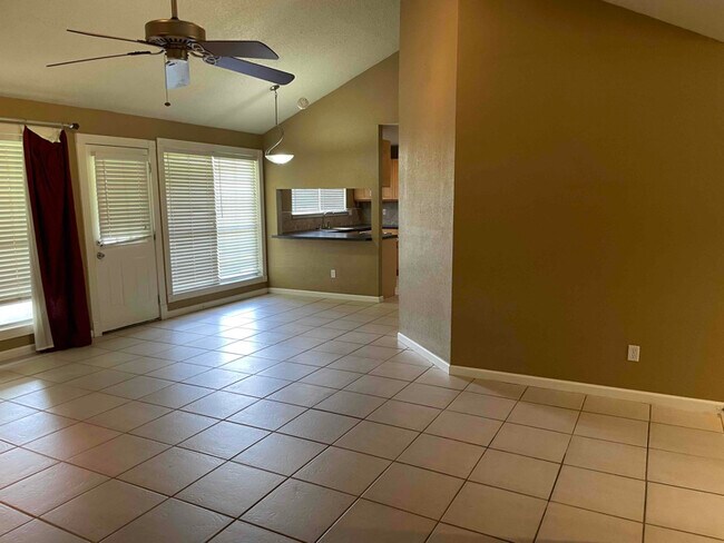 Building Photo - 7107 Pickett Dr