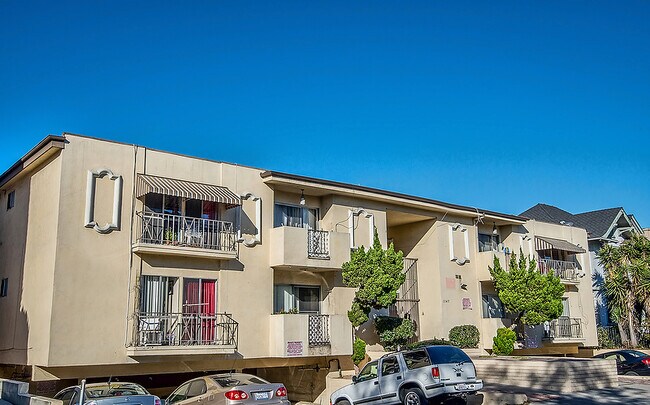 Primary Photo - 1145 Elden Ave