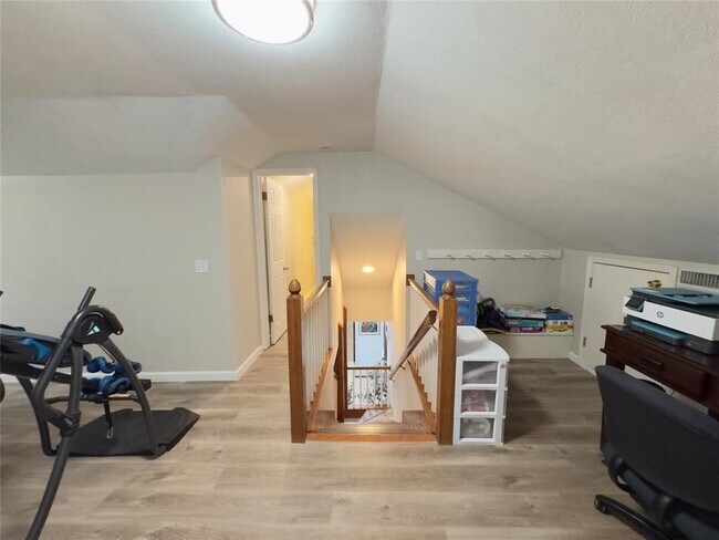 Building Photo - 408 Little Chisholm Cir
