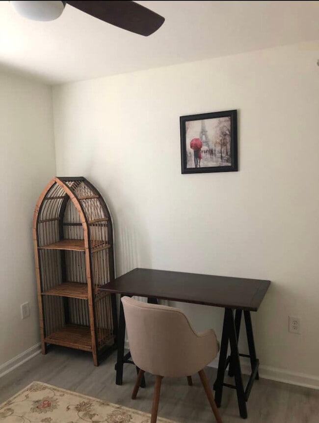 Building Photo - 4105 Residence Drive