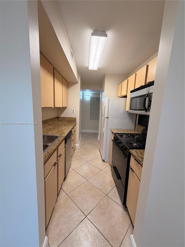 Building Photo - 15320 SW 106th Terrace