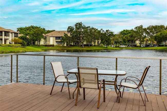 Building Photo - 10263 Gandy Blvd N