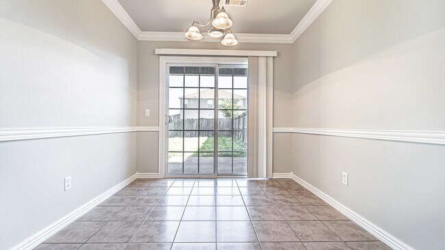 Building Photo - Jones - 261-263 Copper Oaks Dr