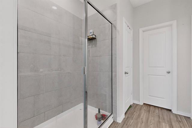 Building Photo - 423 Pepperbark Ave