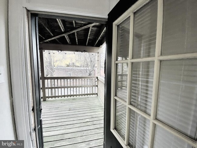 Building Photo - 1415 N Harrison St