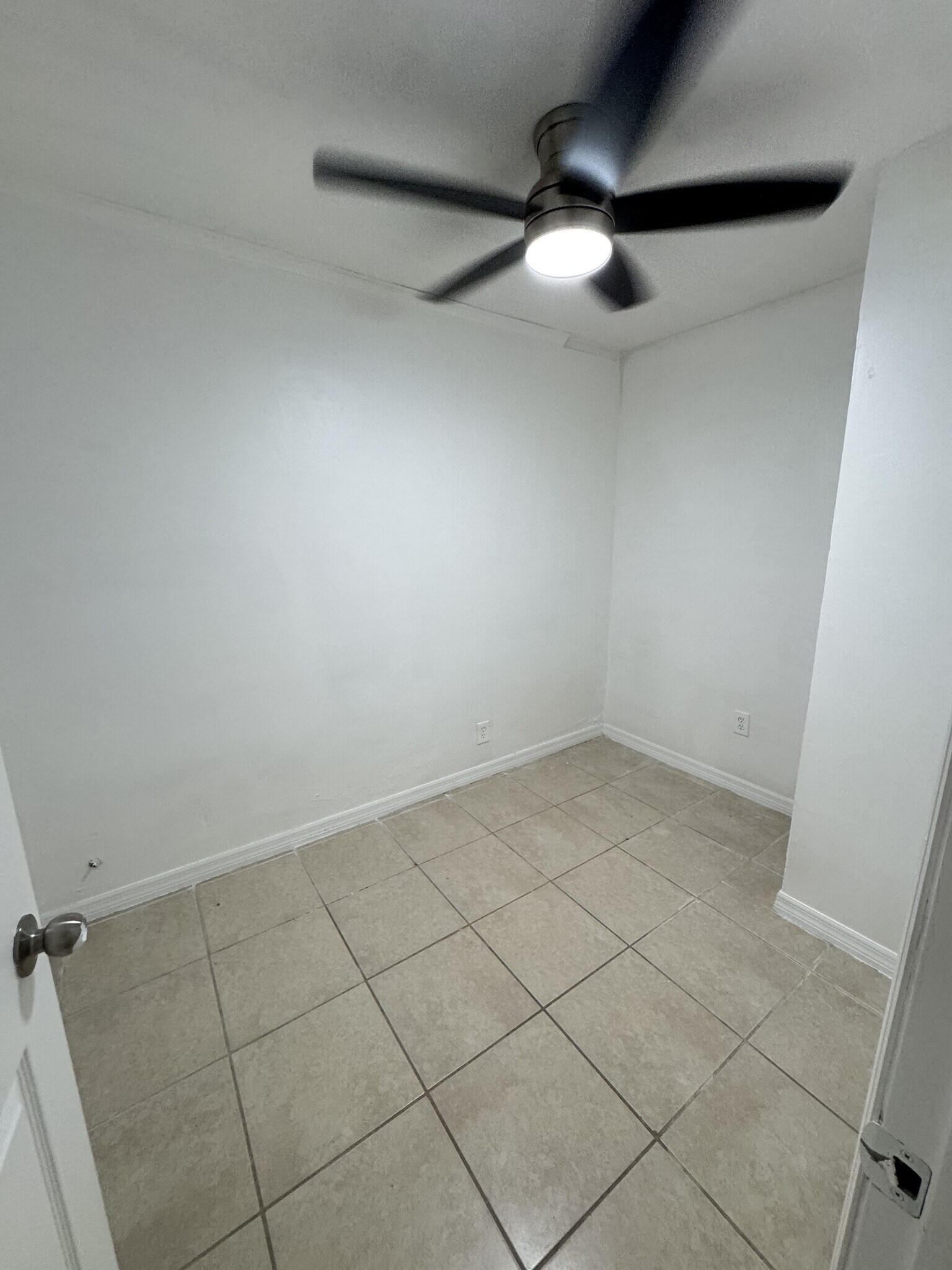 Building Photo - 1120 S D St