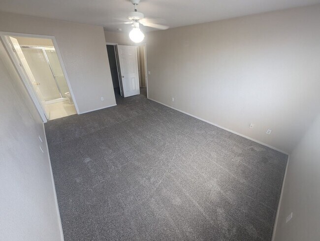 Building Photo - 8408 Stoney Bluff Ave