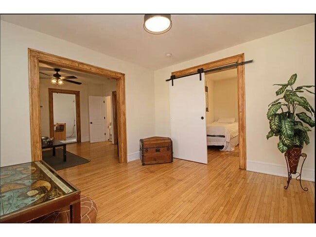 Building Photo - 1211 5th St NE