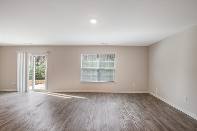 Building Photo - 182 Water Wheel Rd