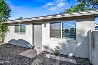 Building Photo - 1310 W Cochise Dr