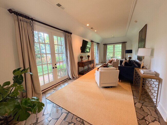 Building Photo - One Of Kind Home In Hedgemore Acres Subdivision! Gated! Landscaping Included! Over 5,000 Sq Ft! M...