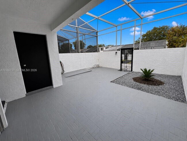 Building Photo - 9780 SW 92nd Terrace