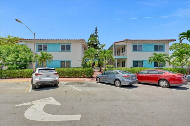 Building Photo - 7300 Byron Ave