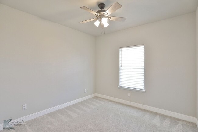 Building Photo - Wylie West! 4 bed, 2 bath, 2 car garage