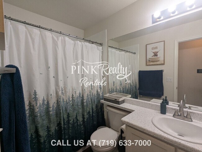 Building Photo - 955 Lords Hill Dr