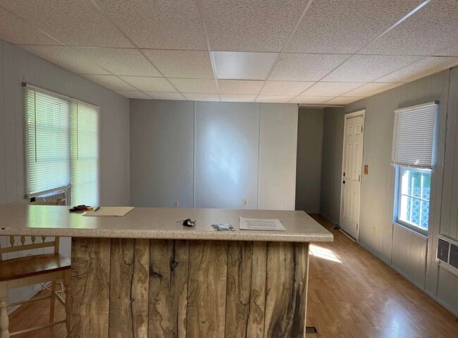 Building Photo - 2 bedroom 2 bath mobile home for rent on half acre!